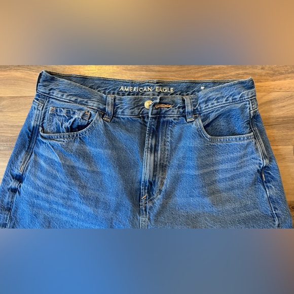 Womens AMERICAN EAGLE Mom Jeans. Size US10 - Picture 2 of 7